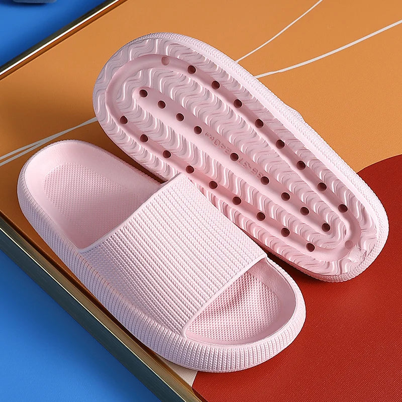 Supersoft Cloud Slippers – Ultimativer Komfort für Zuhause