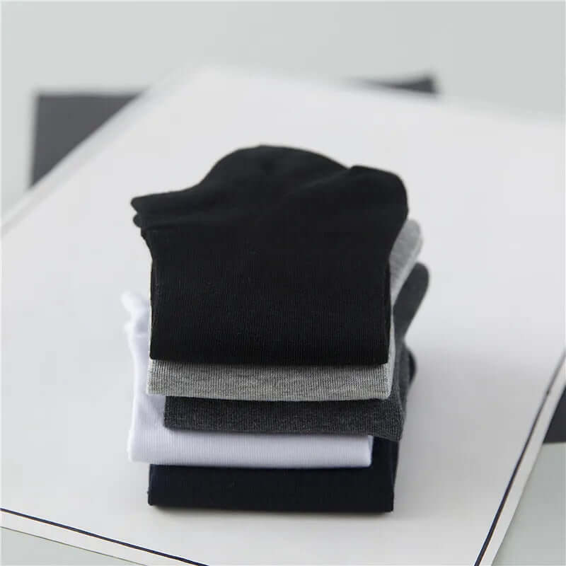 Ankle Socks Set: 10 Paar Damen Socken: Atmungsaktive Sport- und Freizeitsocken - Entdecken Sie unsere 10 Paar Damen Ankle Socks: Atmungsaktive, stilvolle und komfortable Socken für den Alltag. Perfekte Passform für Größen 37-44. - 14:771#1;5:200003528#5 p